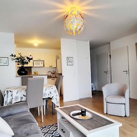 Appartement Moderne Finement Decore Avec Balcon A Vannes Centre المظهر الخارجي الصورة