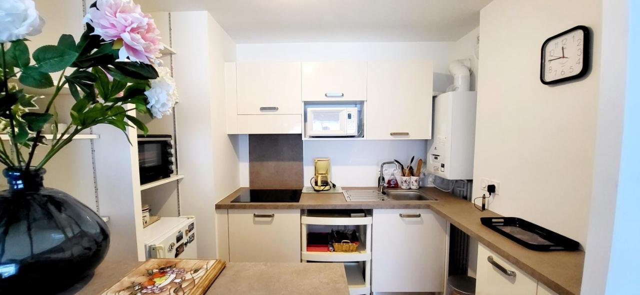 Appartement Moderne Finement Decore Avec Balcon A Vannes Centre المظهر الخارجي الصورة